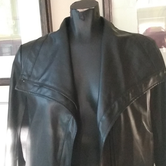 Jacket - Picture 4 of 12